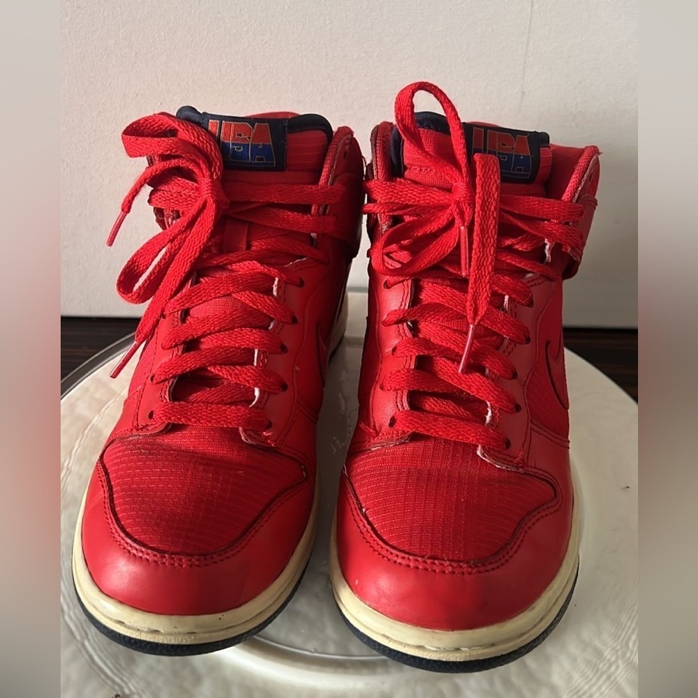 Nike Kids Red Sneakers - Picture 6 of 7